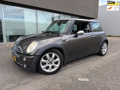 MINI 3-Deurs - 1.6 Cooper Park Lane climat. BJ 3-2006. APK 7-2027