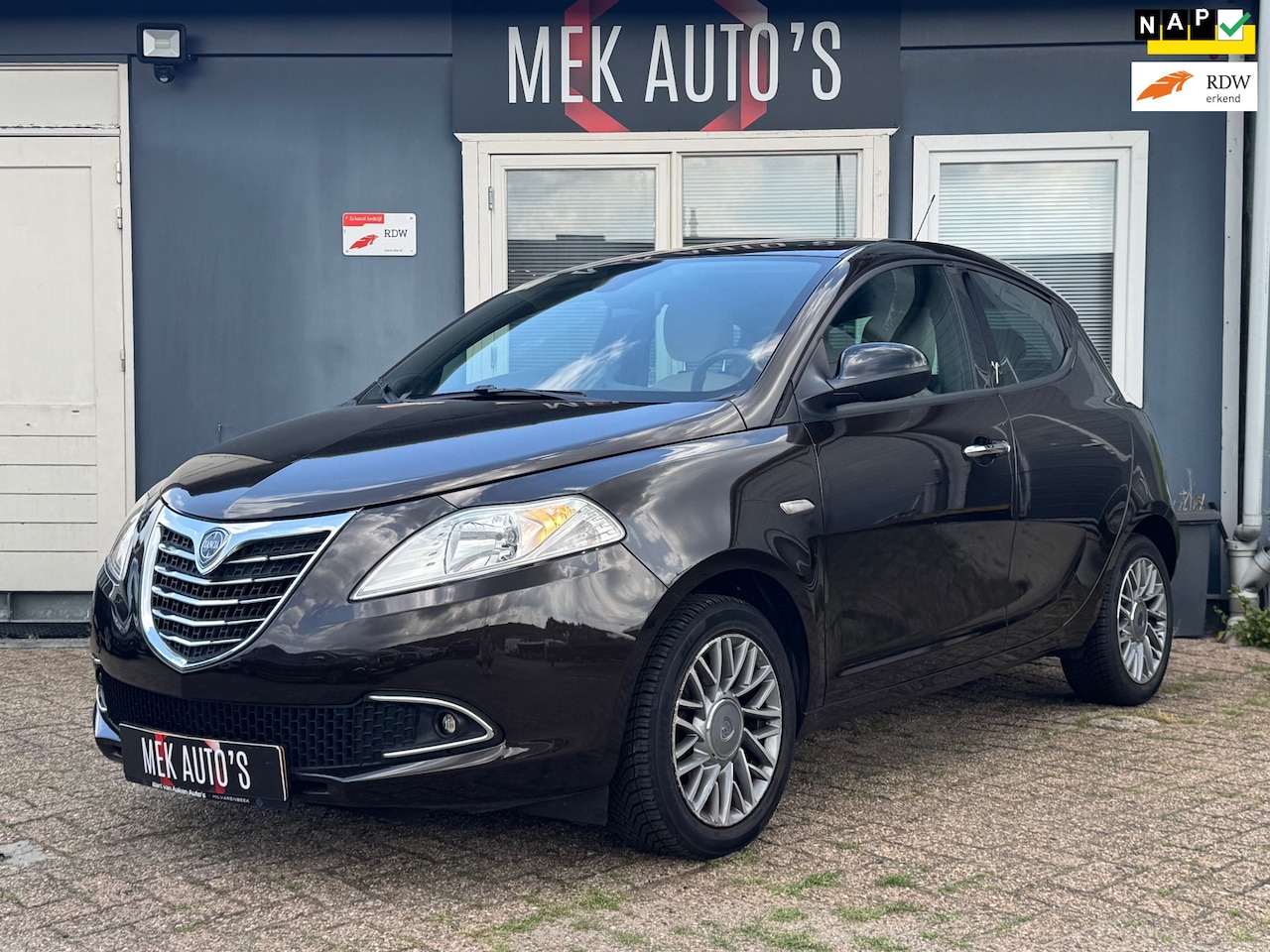 Lancia Y(psilon) - Ypsilon 0.9 TwinAir Gold|Airco|Elekramen|Nap|LMV|APK| - AutoWereld.nl