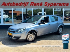 Opel Astra - 1.6 Essentia | Cruise | Airco | Elektrische ramen APK Verlopen, Handelsprijs