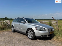 Volvo V50 - 2.4