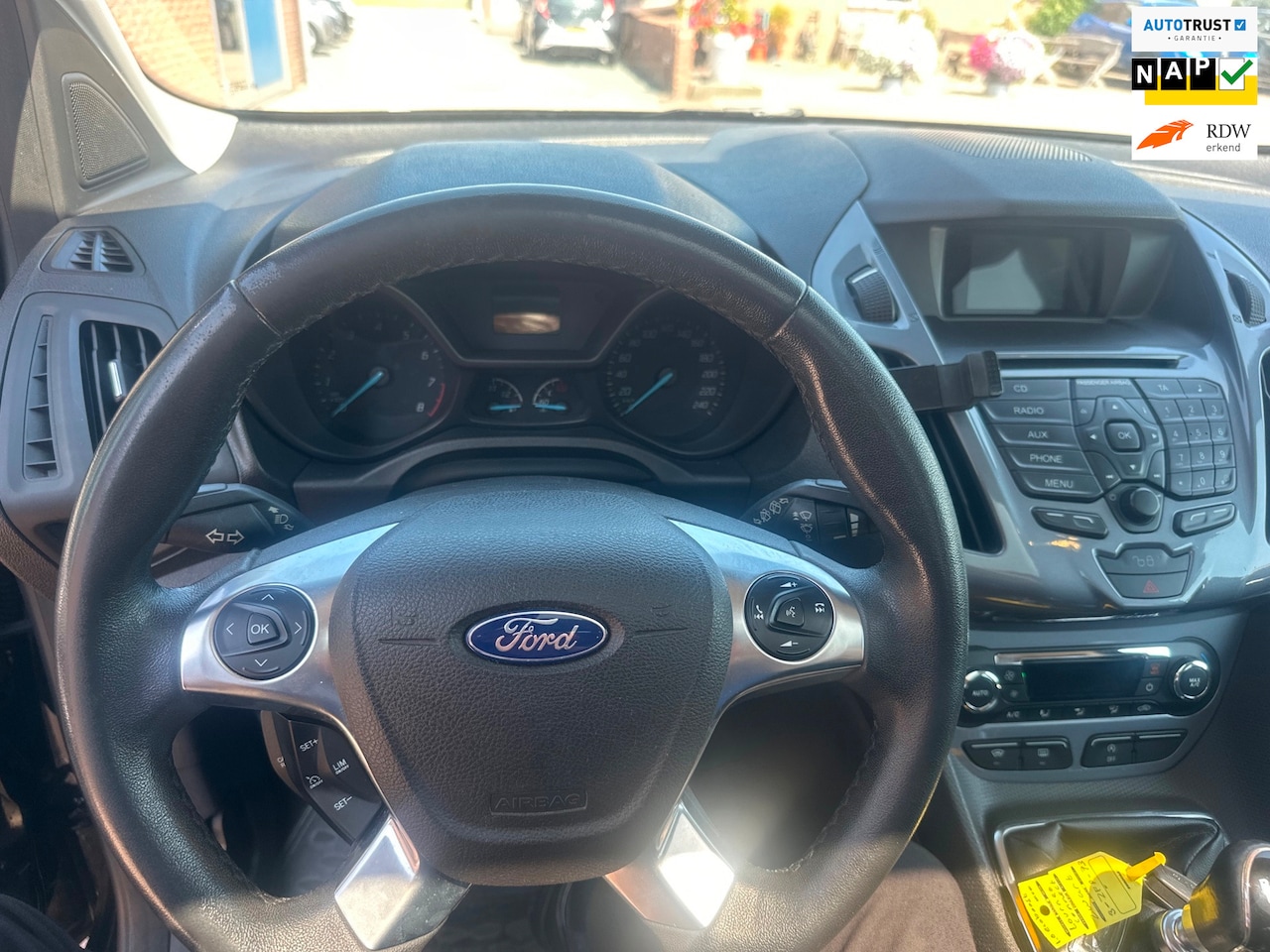 Ford Tourneo Connect Compact - 1.0 Titanium 1.0 Titanium - AutoWereld.nl