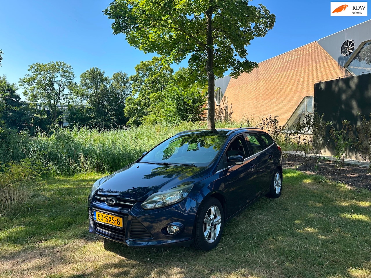 Ford Focus Wagon - 1.6 EcoBoost Trend Sport Airco Cruise PDC - AutoWereld.nl