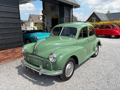 Morris Minor - Split window