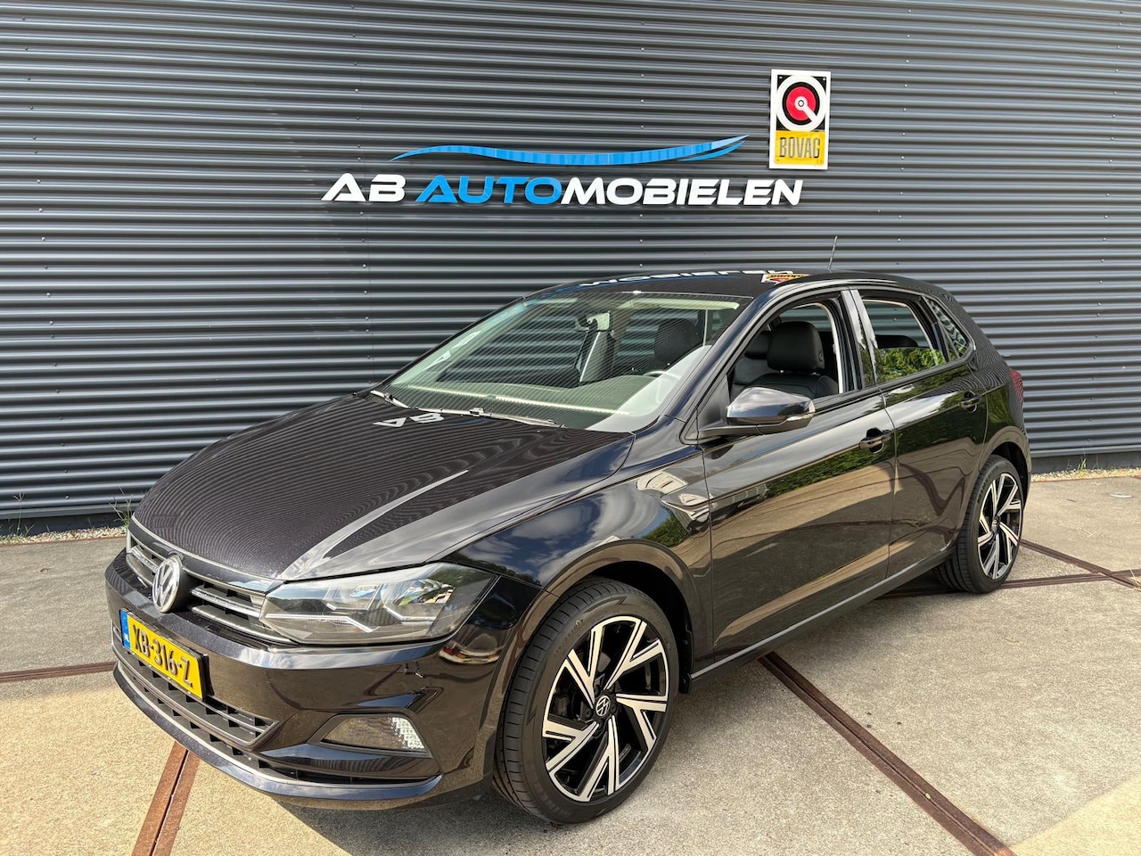Volkswagen Polo - 1.0 TSI Comfortline AUTOMAAT/ CARPLAY/ TREKHAAK - AutoWereld.nl