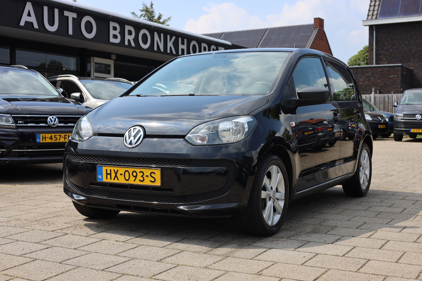 Volkswagen Up! - 1.0 BLUEMOTION I AIRCO I 15 INCH - AutoWereld.nl