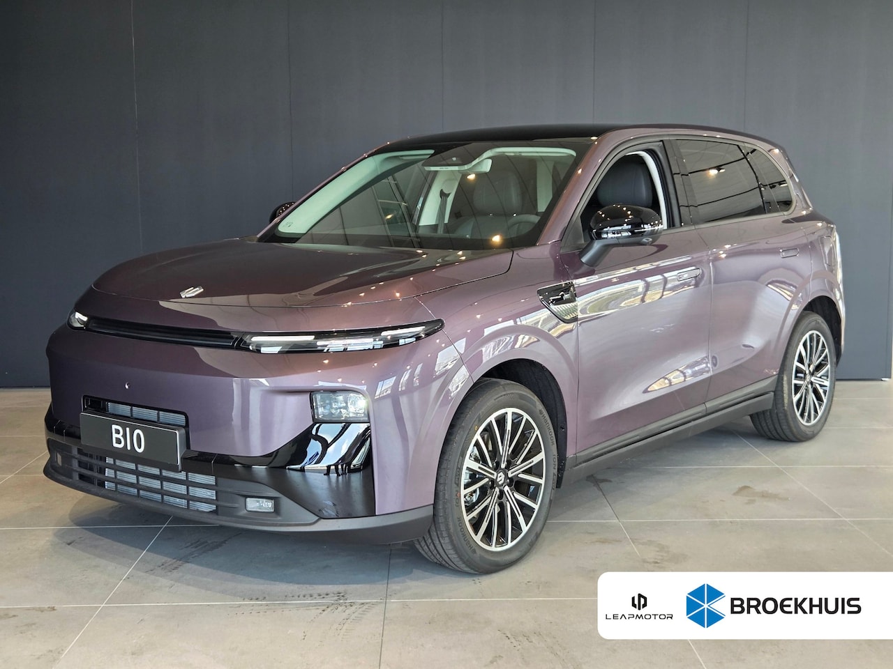 Leapmotor B10 - Design Hybrid EV 18.8 kWh | €1000,- korting !! | Achteruitrijcamera | Apple Carplay/Androi - AutoWereld.nl