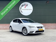 SEAT Leon - 1.4 TSI Style Business / LED / TREKHAAK / CRUISE