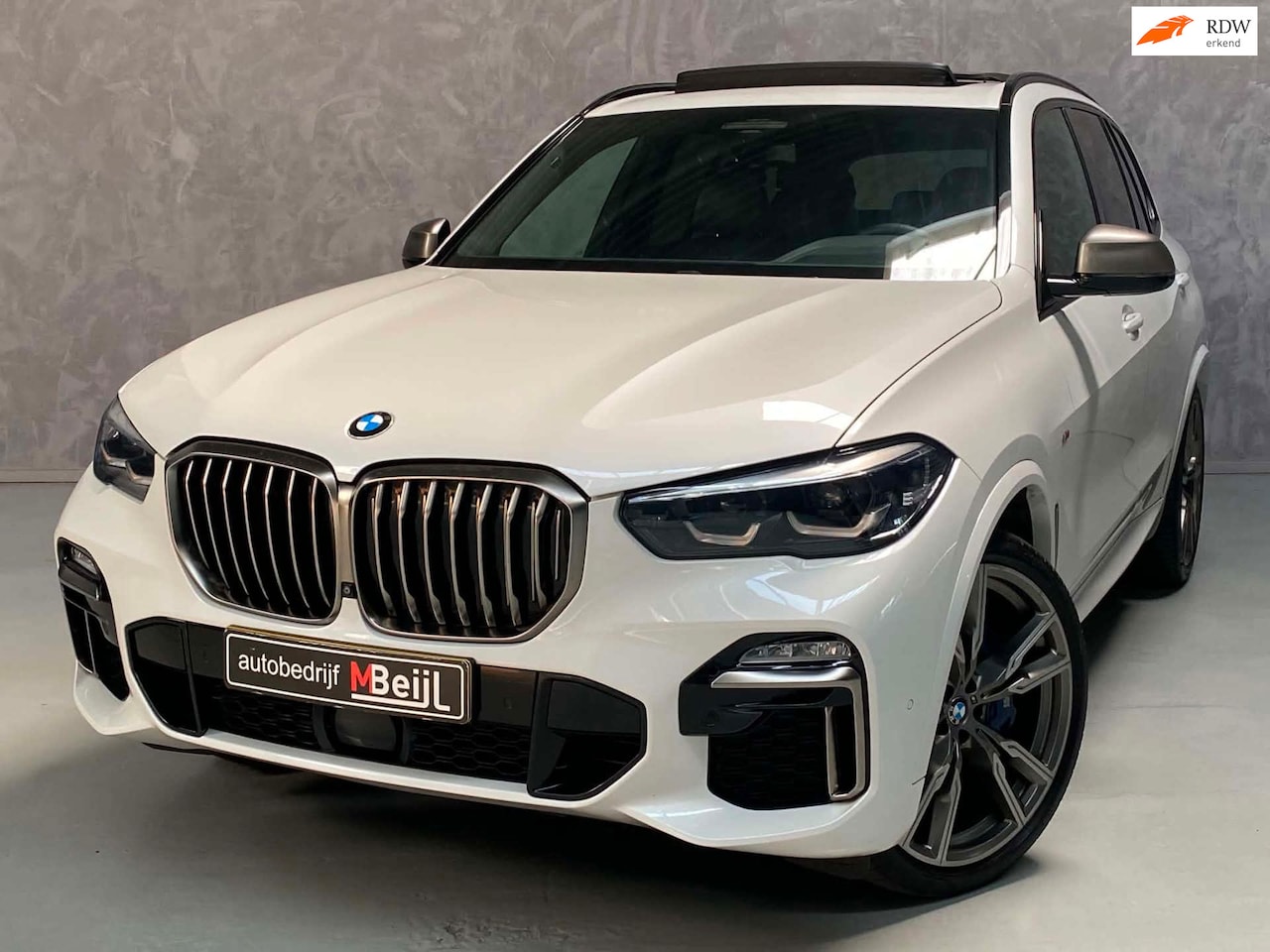 BMW X5 - M50d High Executive /Pano /Trekhaak /360 camera /HUD - AutoWereld.nl