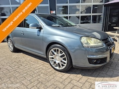 Volkswagen Jetta - 1.6 APPLE CARPLAY XENON 17" PDC CRUISE