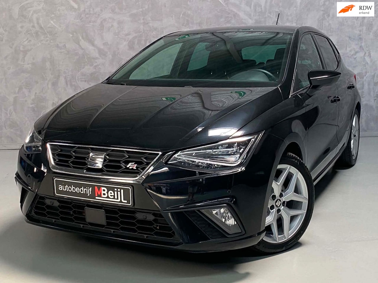 SEAT Ibiza - 1.0 TSI FR Business Intense Plus /Led /Digitaal dash /Camera - AutoWereld.nl