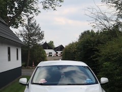 Volvo V40 - 1.5 T2 Edition+