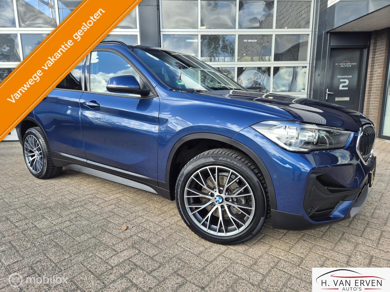 BMW X1 - sDrive18i High Executive LEDER GROOT NAVI PDC 18" - AutoWereld.nl