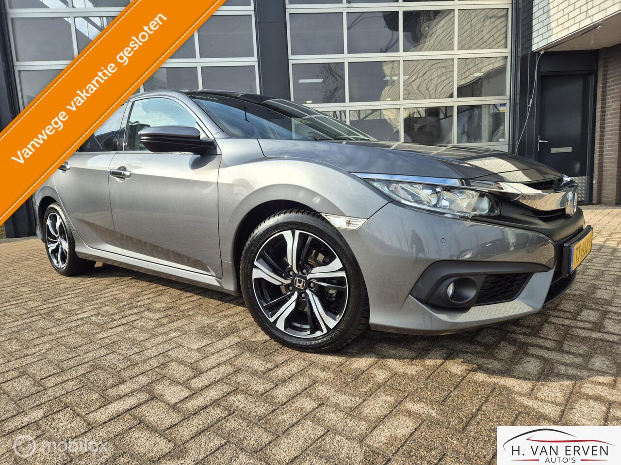 Honda Civic - 1.5 i-VTEC Elegance 69000KM NAP! - AutoWereld.nl