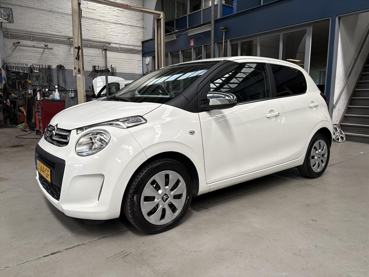 Citroën C1 - 1.0 VTi 72PK 5D Feel | Airco | *Chroom pack* | Bluetooth | Elektr. ramen | NAP | Rijklaar - AutoWereld.nl