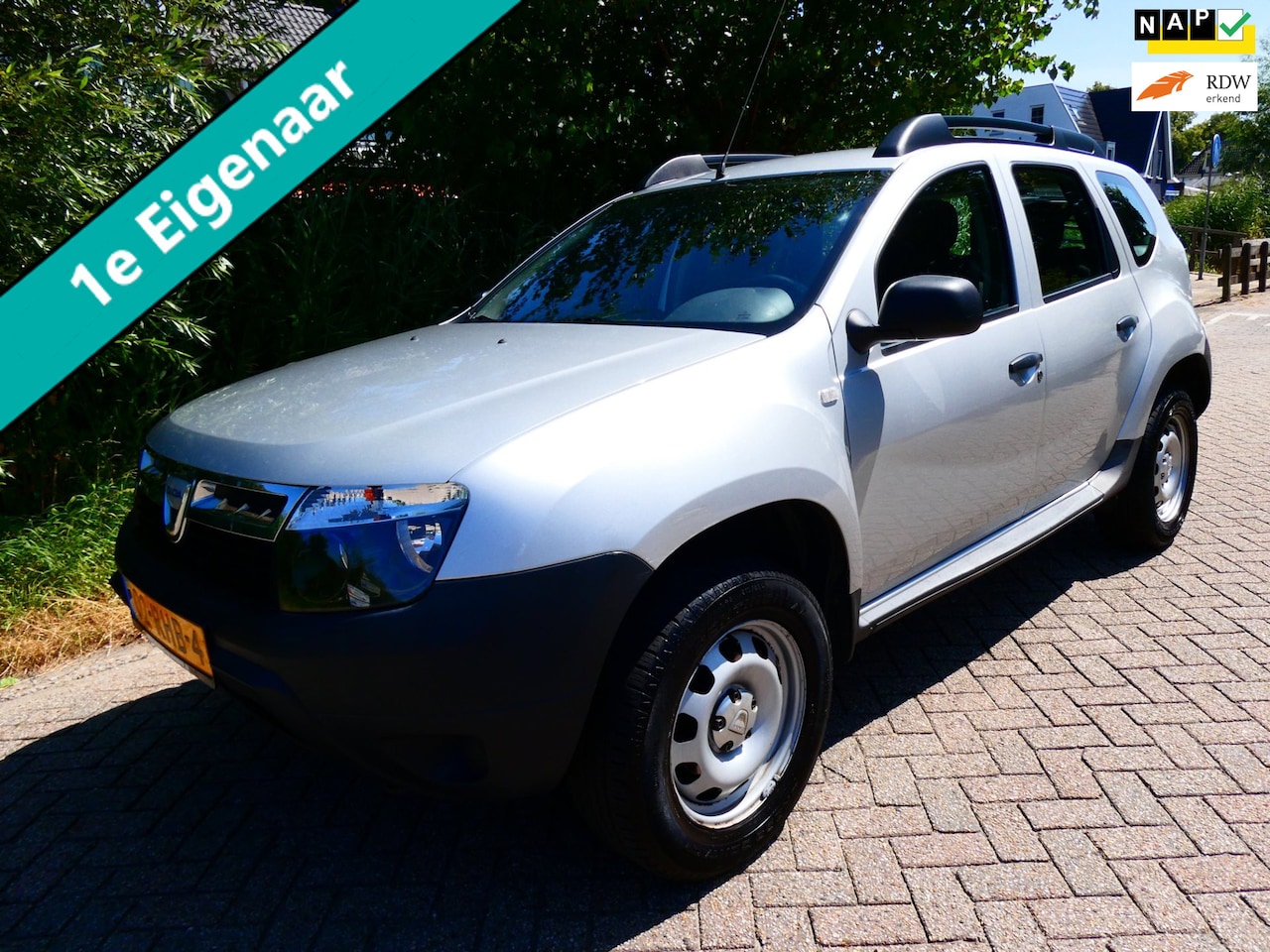 Dacia Duster - 1.6i 105pk 4WD ! 1e eigenaar 129.000km. Trekhaak 1500kg. - AutoWereld.nl