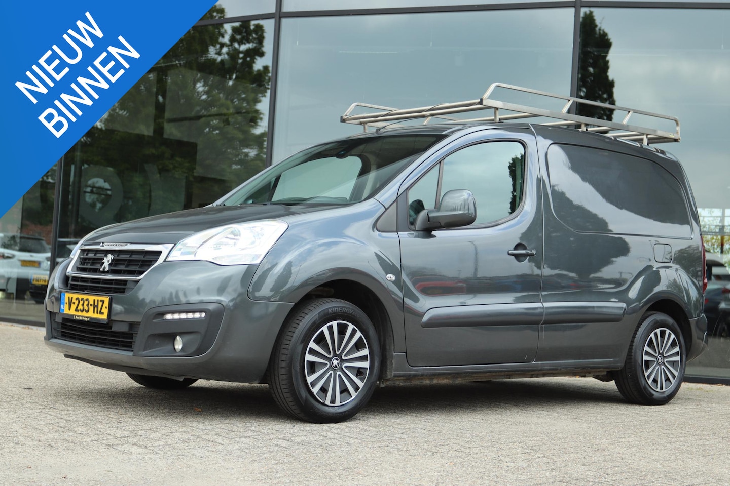 Peugeot Partner - 120 1.6 BLUEHDI 75 L1 PREMIERE | CARPLAY | IMPERIAAL | CRUISE | PDC | AIRCO - AutoWereld.nl