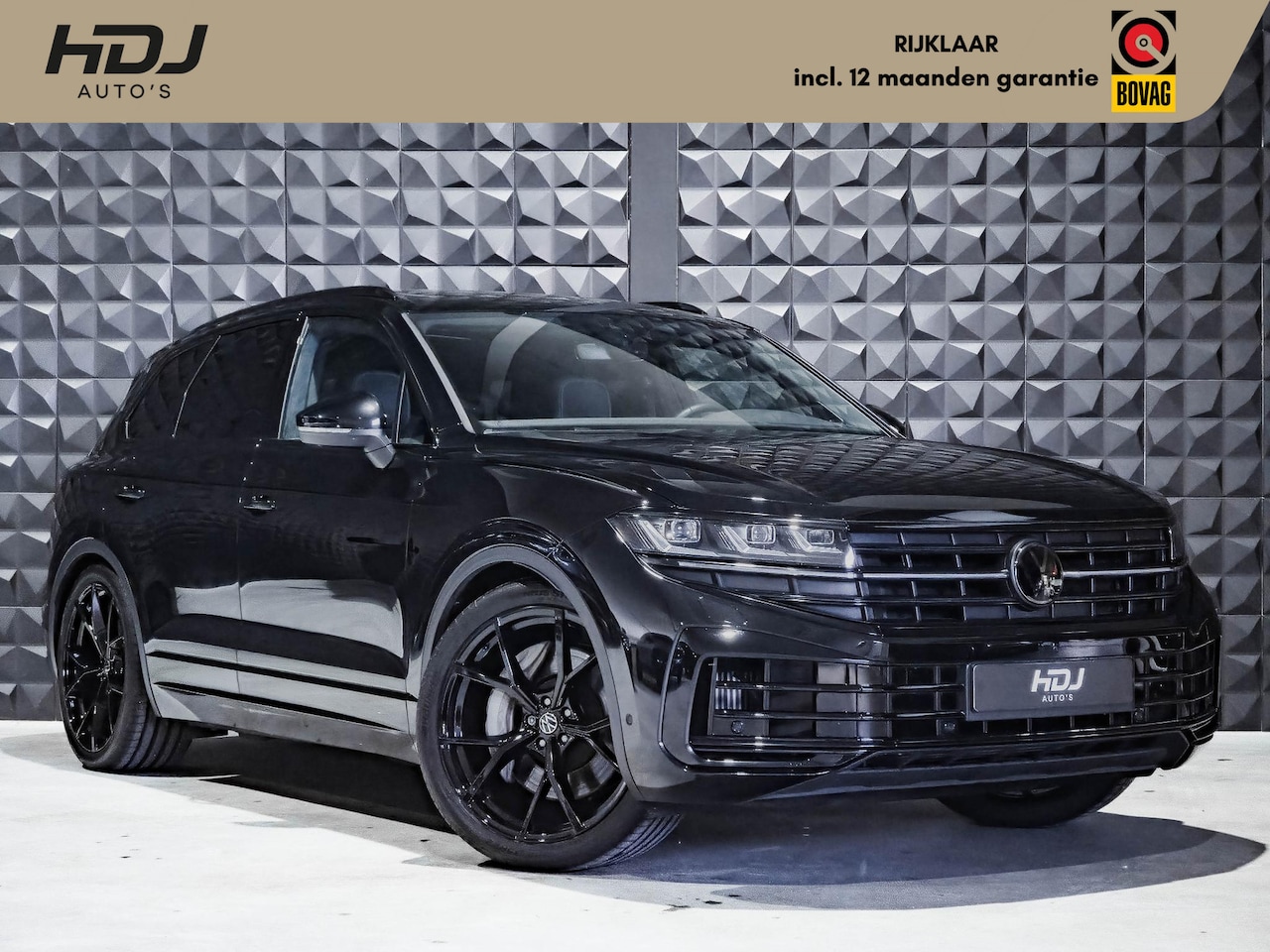 Volkswagen Touareg - 3.0 TSi eHybrid 4M | Pano | 22" | Dynaudio | Luchtv. | All Black |  Topv | Memo | IQ Li. + - AutoWereld.nl