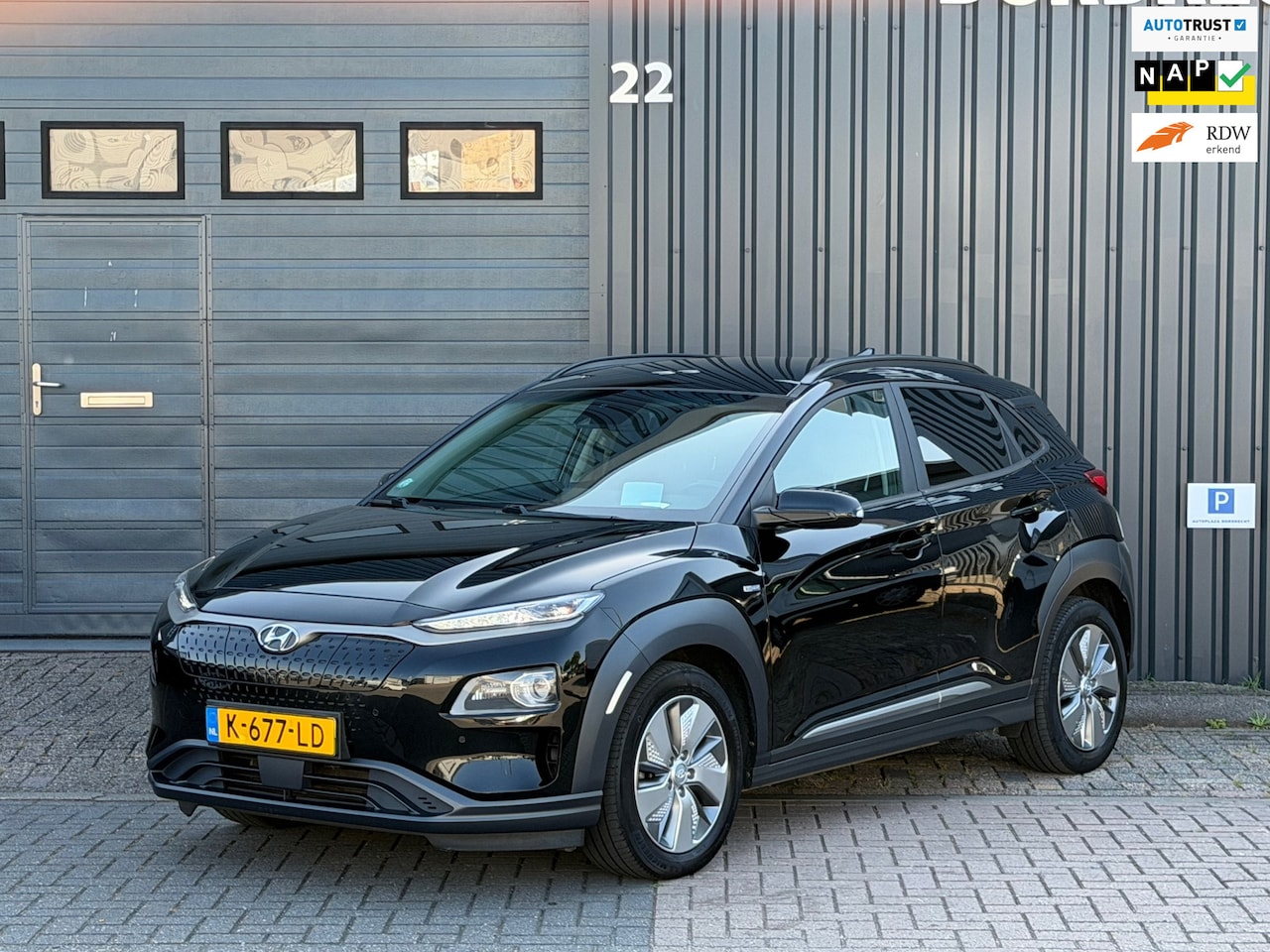 Hyundai Kona Electric - EV Limited 64 kWh|Fase 3|95% Soh|Cam|Leder|Head-Up|Dodehoek|Stoel Verkoeling+Verwarming - AutoWereld.nl