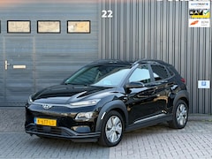 Hyundai Kona Electric - EV Limited 64 kWh|Fase 3|95% Soh|Cam|Leder|Head-Up|Dodehoek|Stoel Verkoeling+Verwarming