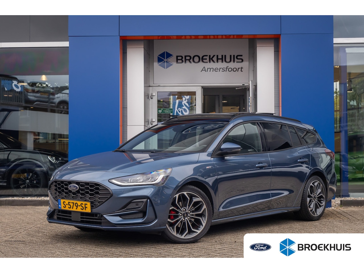 Ford Focus Wagon - 1.0 EcoBoost Hybrid ST Line X | Pano-dak | B&O | Adap.cruise | 18'' | Camera | Stuur/stoel - AutoWereld.nl