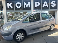 Citroën Xsara Picasso - 1.8i-16V Plaisir |NAP|LAAG KM|Airco|APK|EL.Ramen|TREKHAAK