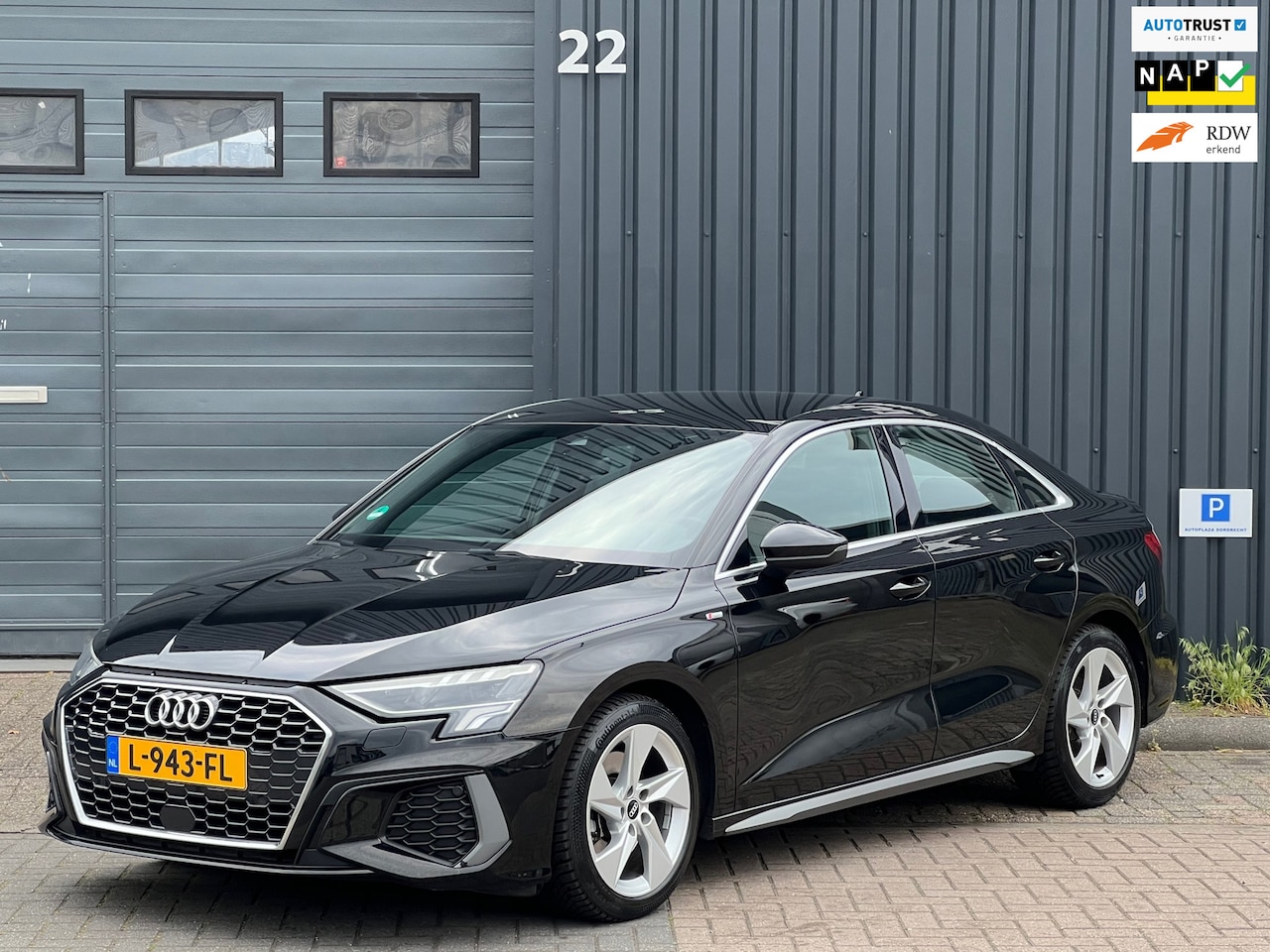 Audi A3 Limousine - 35 TFSI S-Line|150PK|Virtual|Matrix|PDC|Sportstoelen|Dealer Onderh - AutoWereld.nl