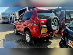 Toyota Land Cruiser - 2.8 D-4D-F Challenger High Roof Blind Van