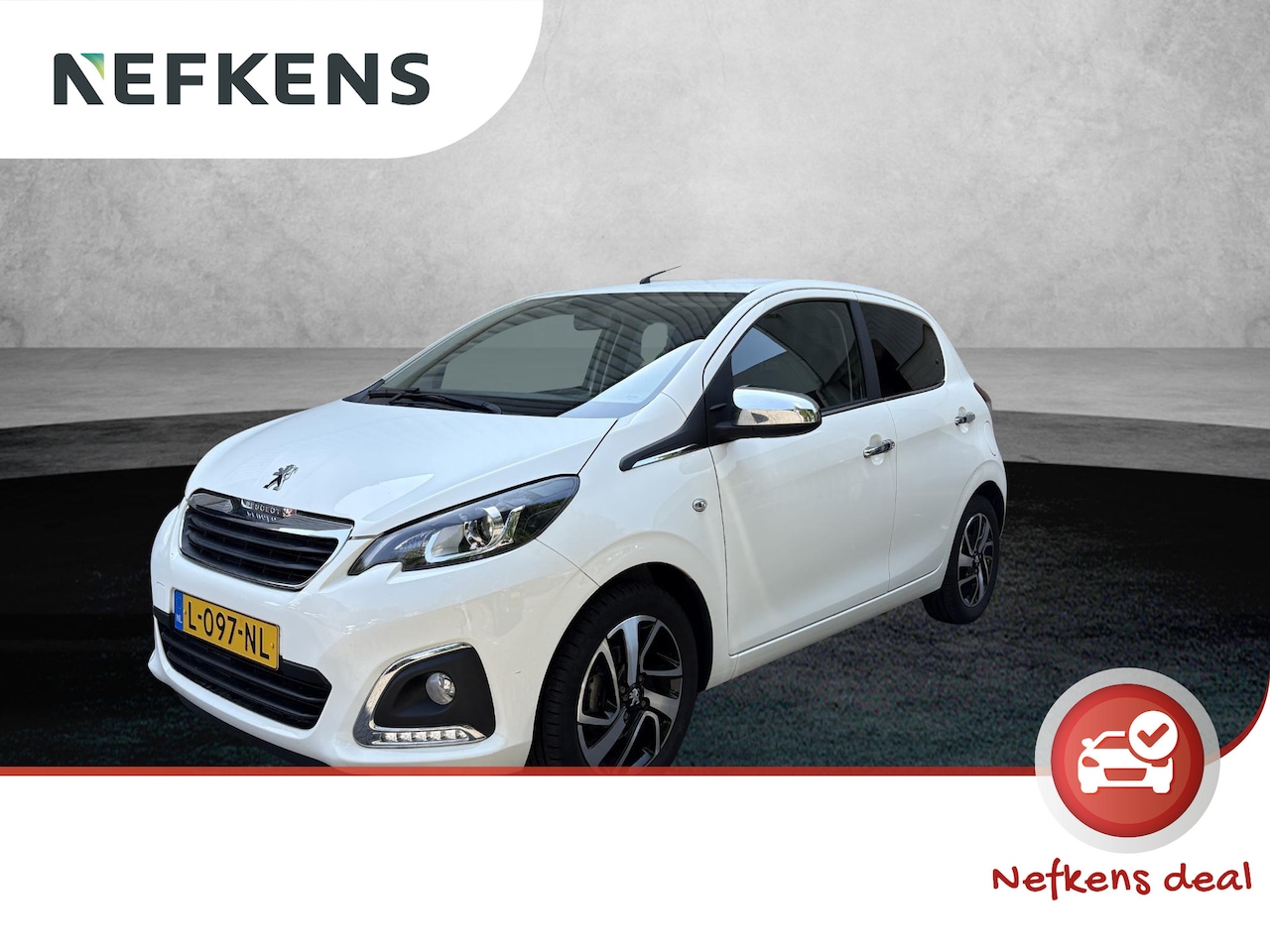 Peugeot 108 - 1.0 72pk Allure | Achteruitrijcamera | Apple Carplay / Android Auto | Extra getint glas - AutoWereld.nl
