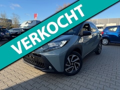Toyota Aygo X - 1.0 VVT-i S-CVT Pulse Automaat 5 JAAR GARANTIE (BOVAG/RIJKLAARPRIJS)