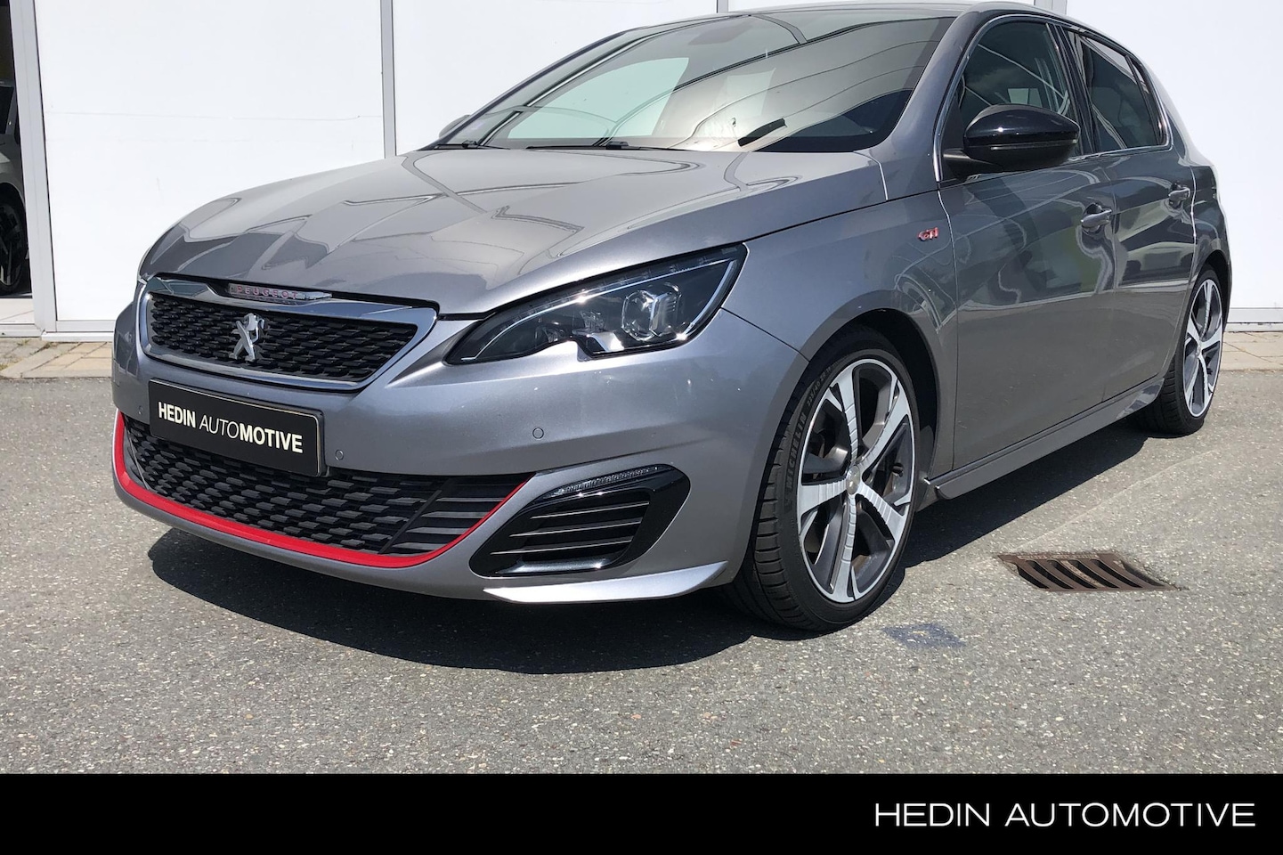 Peugeot 308 - 1.6 e-THP GTi 250 | Origineel Ned.auto | Navigatie | Parkeersensoren | Alcantara bekleding - AutoWereld.nl