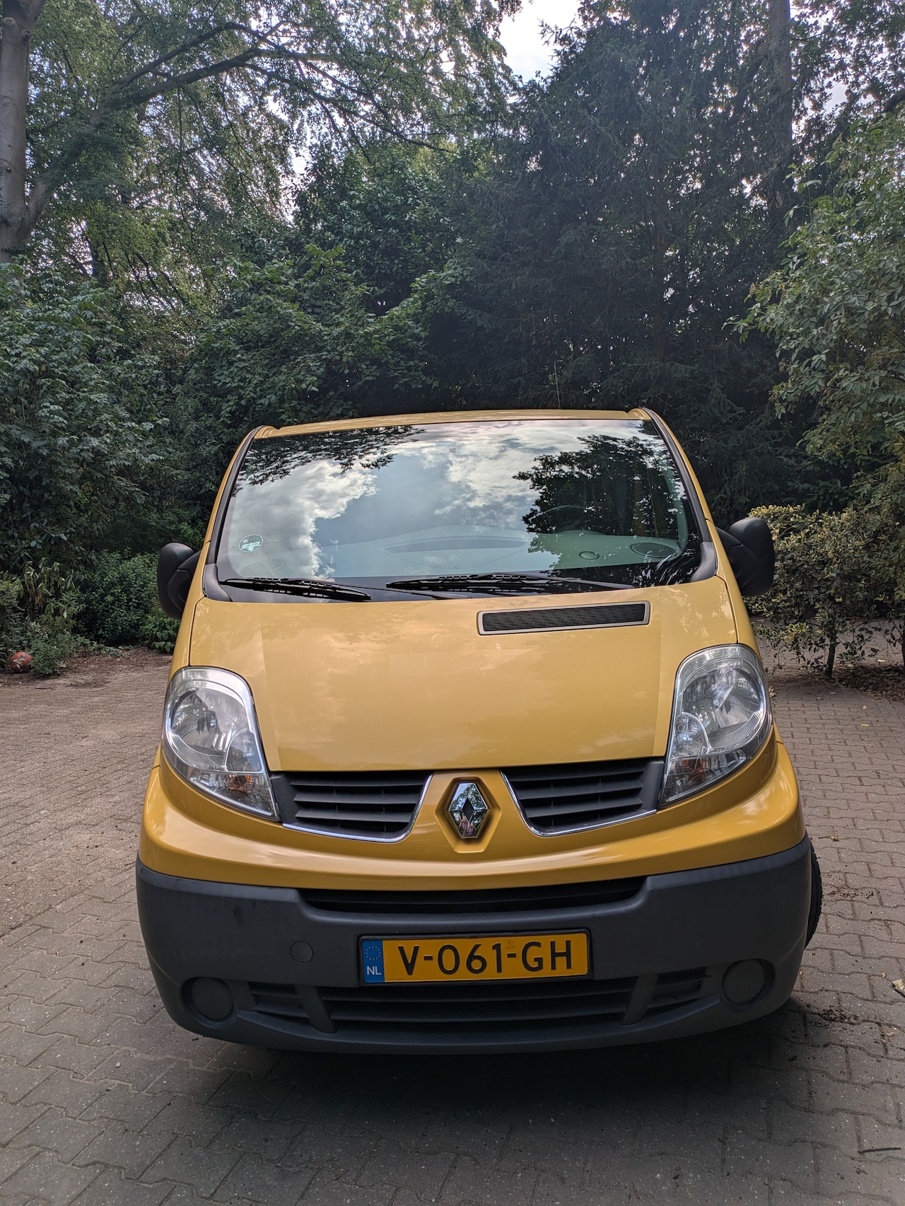 Renault Trafic - 2.0 dCi T27 L1H1 DC Générique - AutoWereld.nl