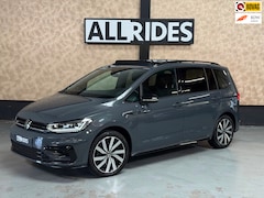 Volkswagen Touran - 1.4 TSI Highline Business R 7p | Pano | Trekhaak | Stoel/Stuur verwarming | Camera | Carpl
