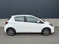 Toyota Yaris - 1.5 Hybrid Aspiration Automaat, stoelverwarming, velgen/winterbanden, enz