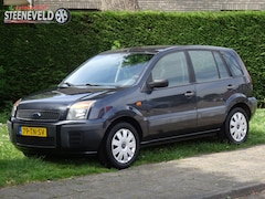 Ford Fusion - 1.4 Champion met Airco en Trekhaak