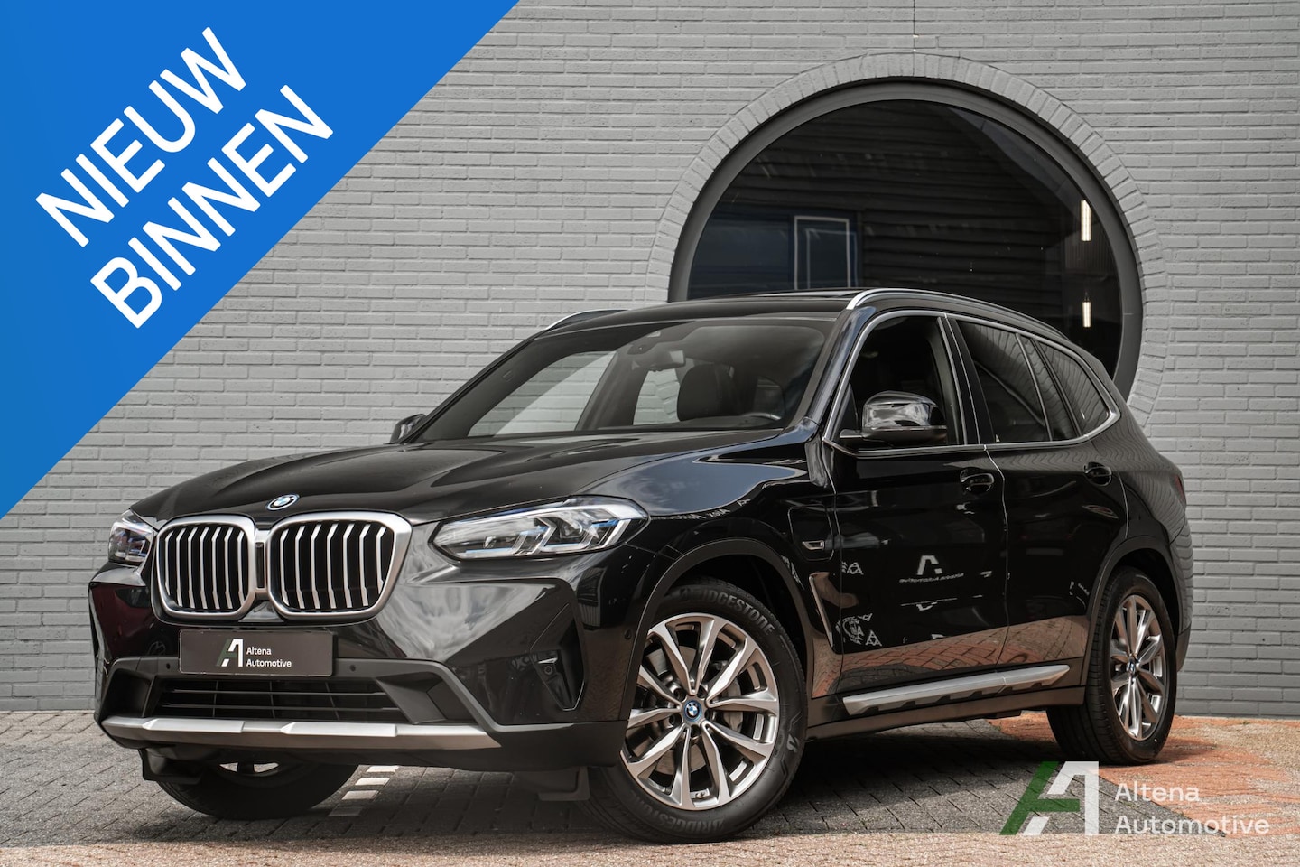 BMW X3 - xDrive30e High Executive BTW, panorama dak, sportstoelen, driving assistant, parking assis - AutoWereld.nl
