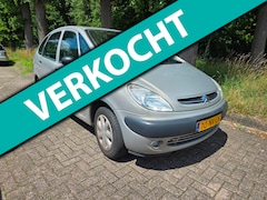 Citroën Xsara Picasso - 1.8i-16V Différence 2