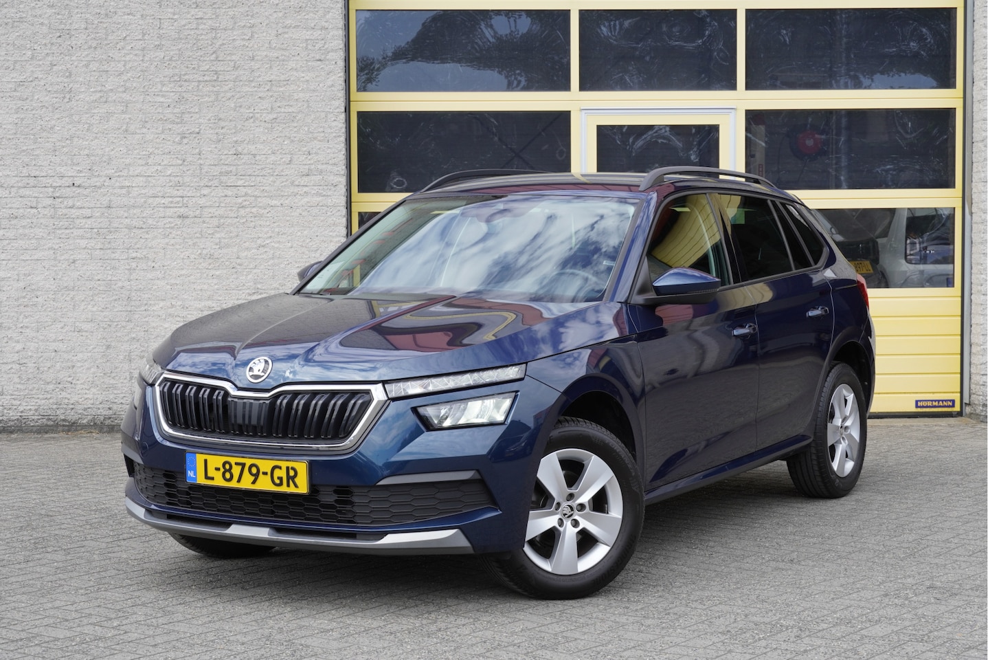 Skoda Kamiq - 1.0 TSI Ambition BJ2021 Lmv 16" | Led V+A | Pdc | Elek. trekhaak | App-Connect | Navi | Vi - AutoWereld.nl