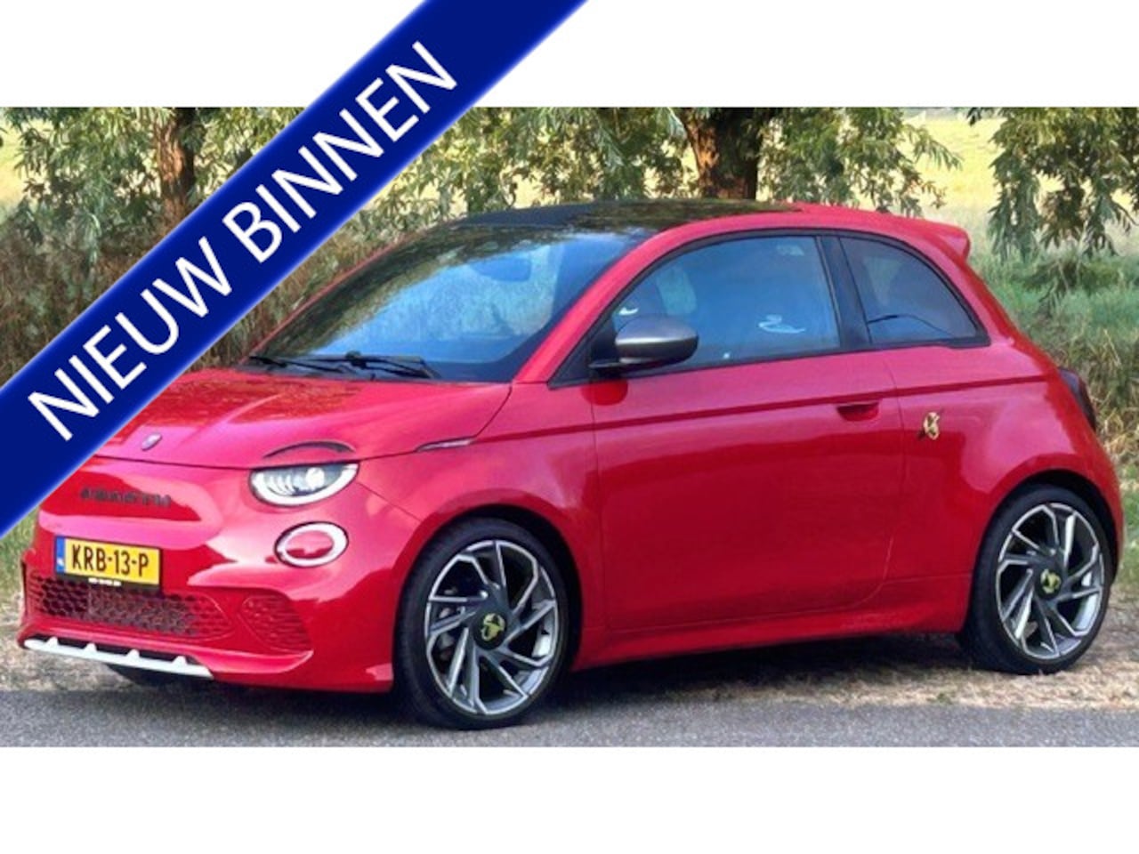 Abarth 500 - Abarth Turismo 42 kWh 8.000KM!! NAVIGATIE PREMIUM, APPLE CARPLAY, DAB, PANORAMADAK, STOELV - AutoWereld.nl