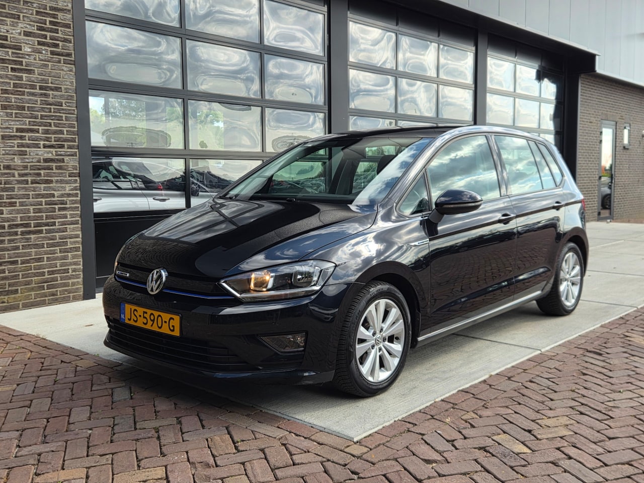 Volkswagen Golf Sportsvan - 1.0 TSI Comfortline 1.0 TSI Comfortline - AutoWereld.nl