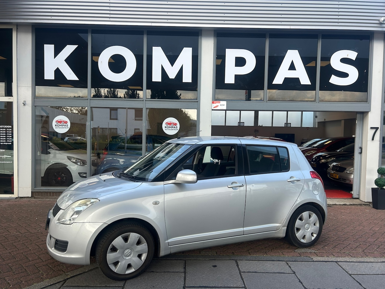 Suzuki Swift - 1.3 Base |Airco|EL.Ramen|5DRS|APK27| - AutoWereld.nl