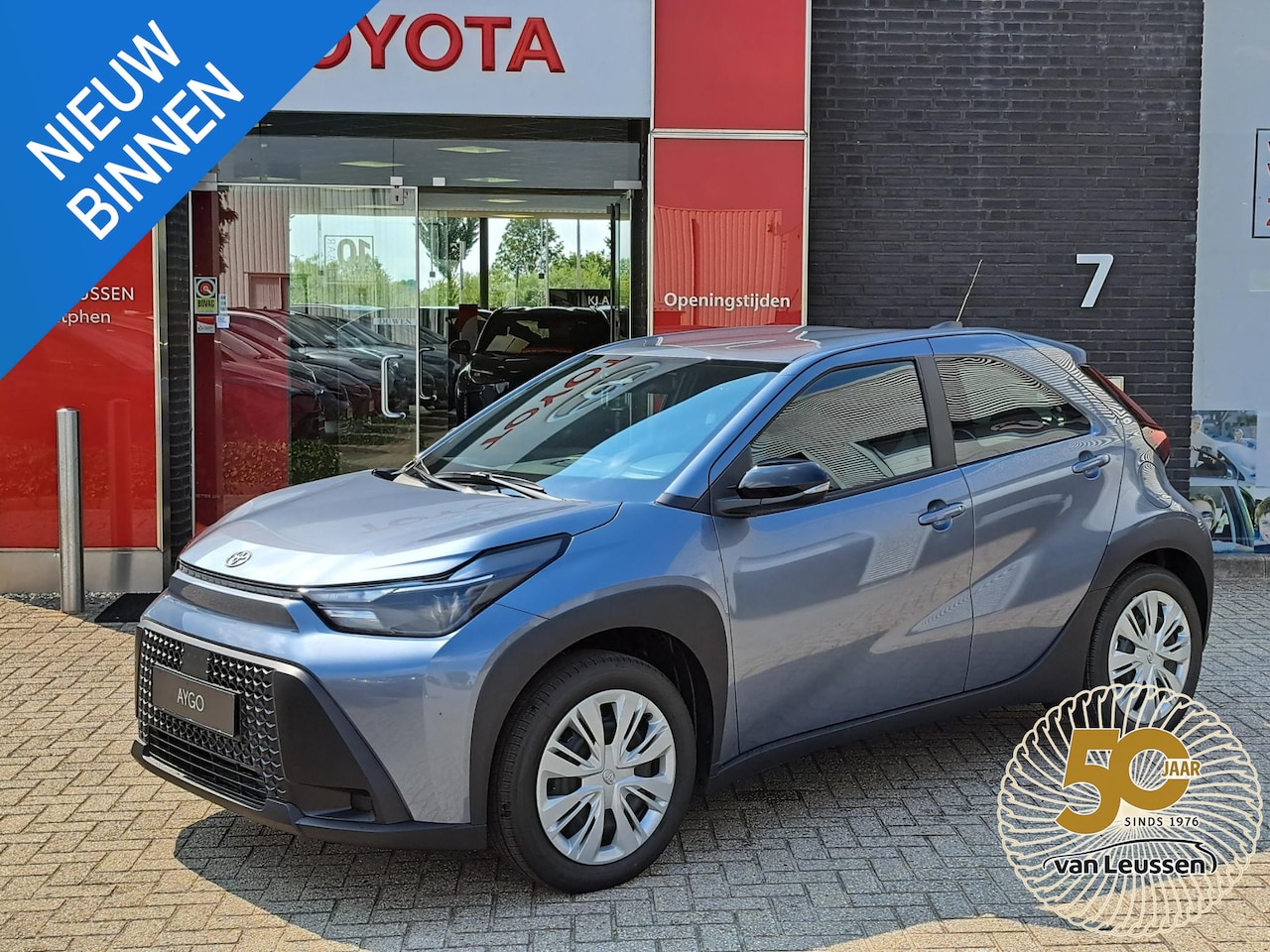 Toyota Aygo X - Hybrid 115 Play NIEUW! CLIMA AD-CRUISE CAMERA APPLE/ANDROID EL-RAMEN/SPIEGELS - AutoWereld.nl