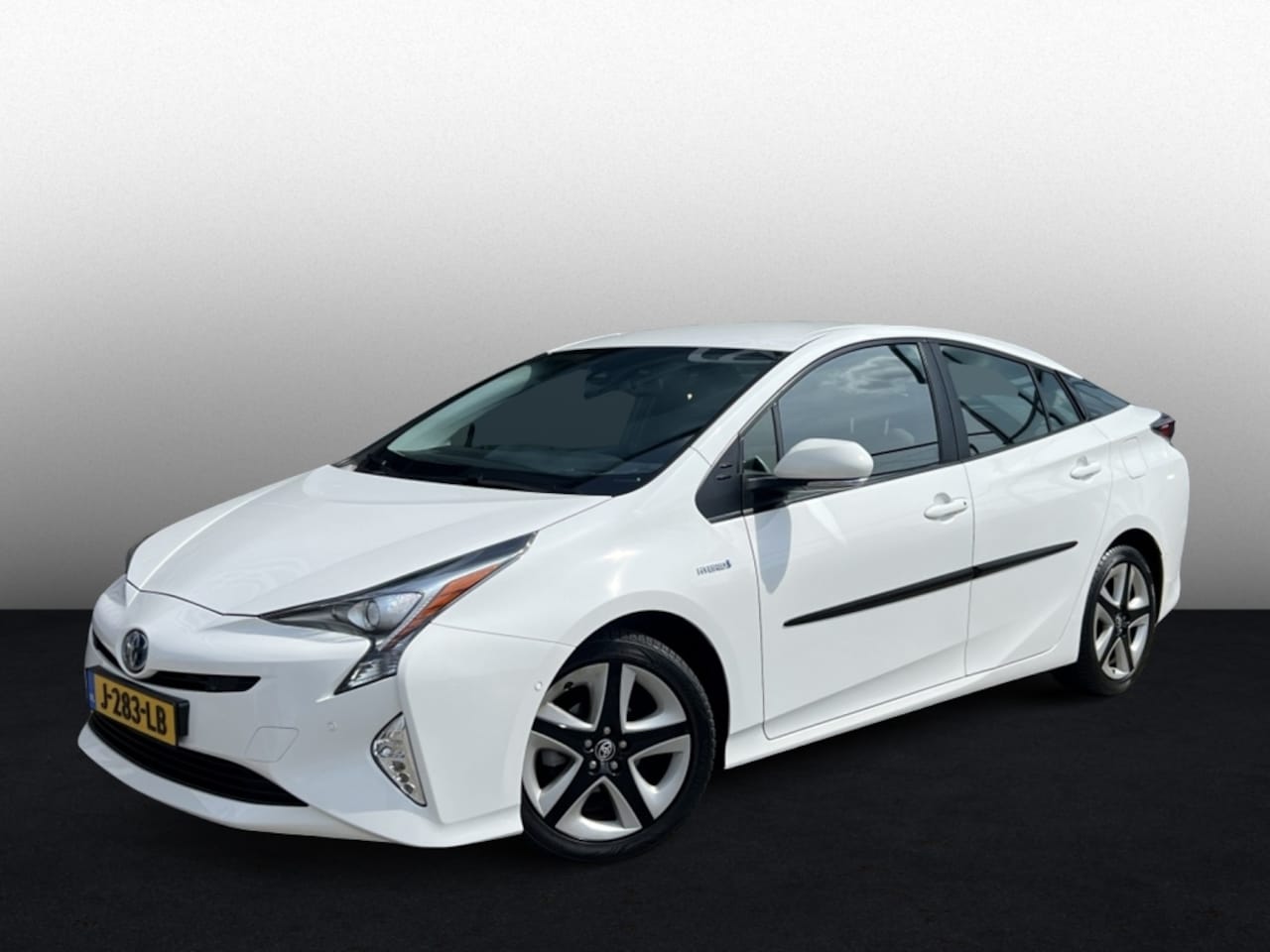 Toyota Prius - 1.8 Executive 1.8 Executive - AutoWereld.nl