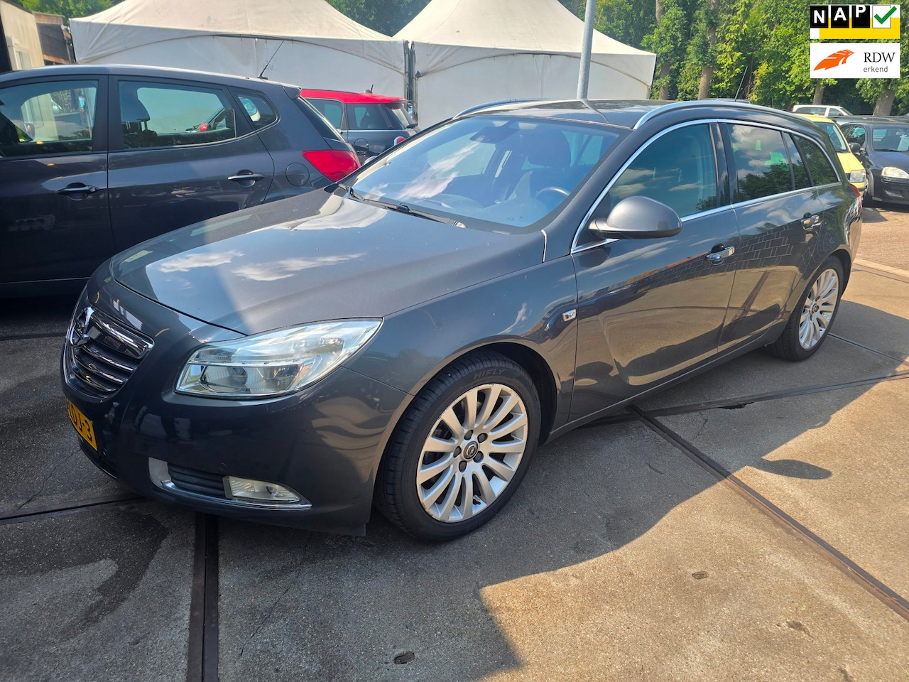 Opel Insignia Sports Tourer - 1.6 T Cosmo 1.6 T Cosmo - AutoWereld.nl