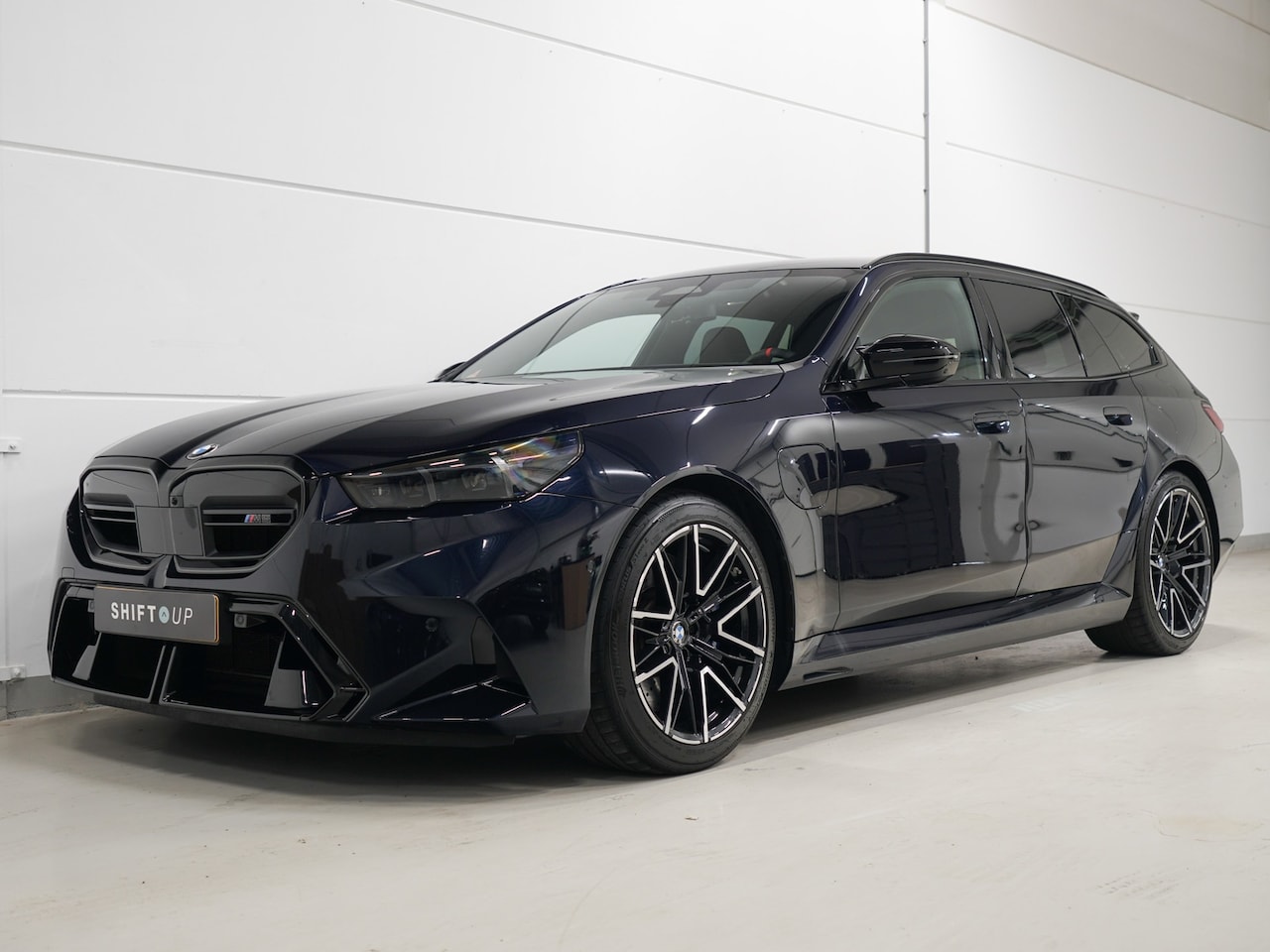 BMW 5-serie Touring - M5 Bowers Wilkins | Stoelventilatie | Driving Assistant Plus - AutoWereld.nl