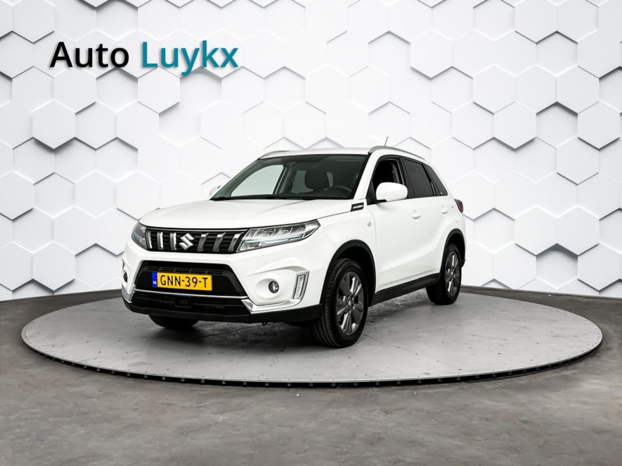 Suzuki Vitara - 1.4 Boosterjet Select Smart Hybrid | Navigatie | Parkeercamera | Adaptieve Cruise Control - AutoWereld.nl