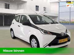 Toyota Aygo - 1.0 VVT-i x-now 5-Deurs| LED| Bluetooth| Airco| APK 02-2027| Elek.ramen
