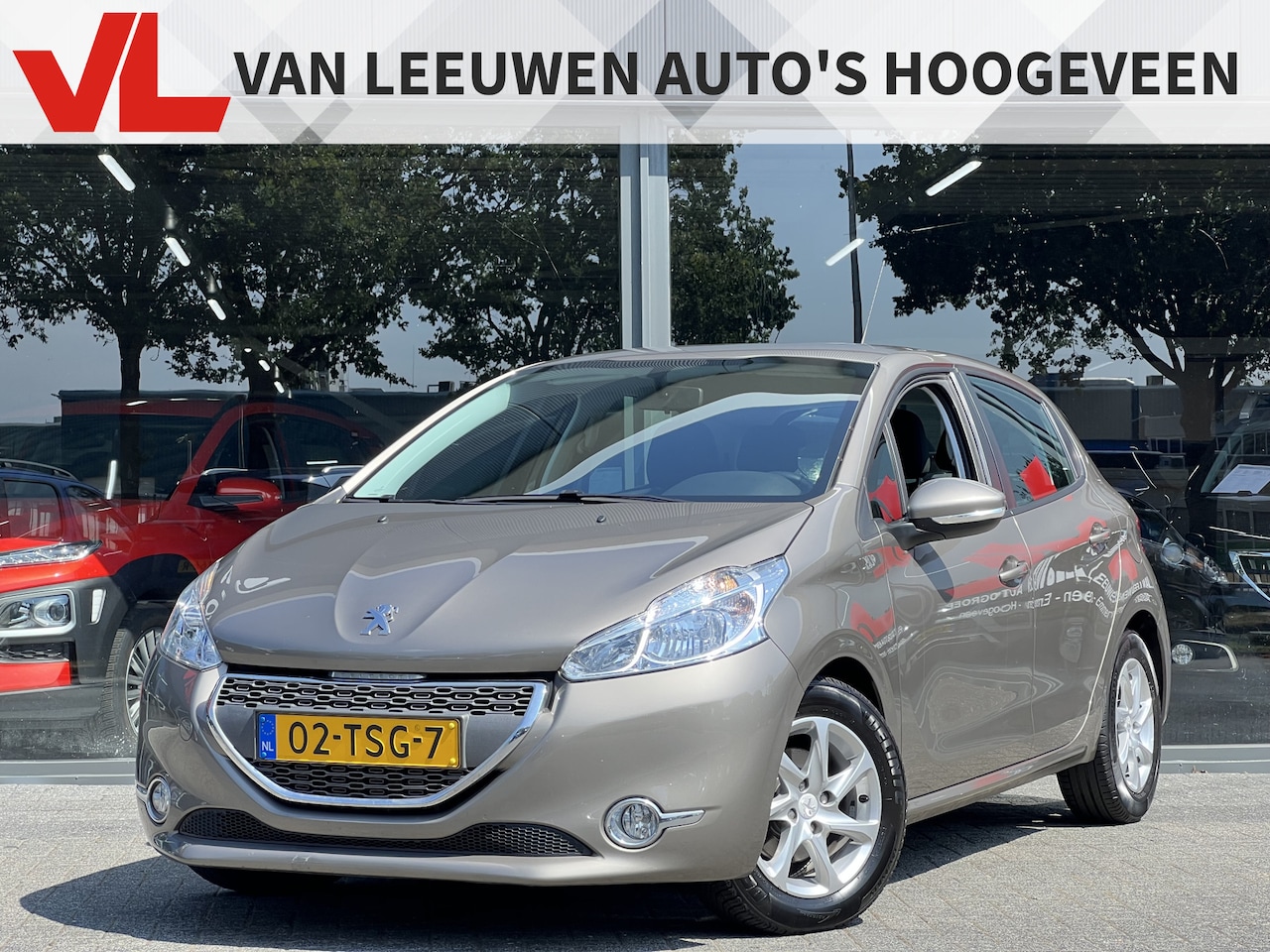 Peugeot 208 - 1.4 e-HDi Blue Lease | RIJKLAAR | Navi | Automaat - AutoWereld.nl