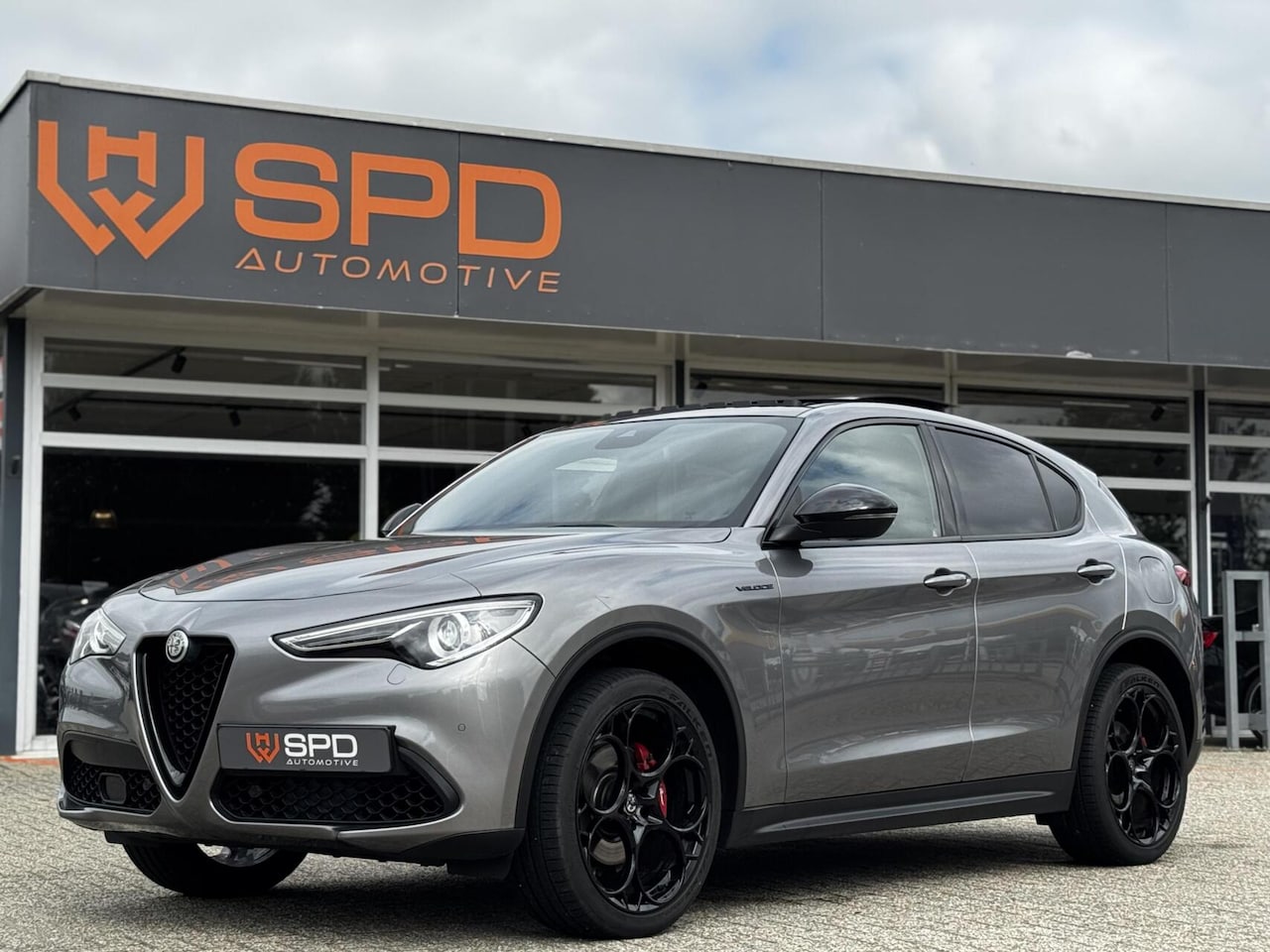 Alfa Romeo Stelvio - 2.0 T AWD|Veloce|Pano|21"|Leer|Memory - AutoWereld.nl