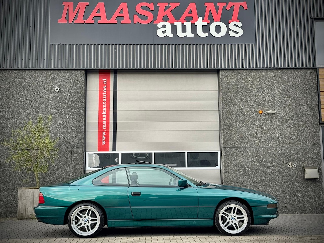 BMW 8-serie - 850i / Aut / E31 / Lagunengrün - AutoWereld.nl