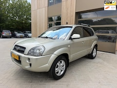 Hyundai Tucson - 2.0i Style Supreme 5DRS|Clima|Stoelverwarming|Parkeersensoren|trekhaak|Nieuwe APK